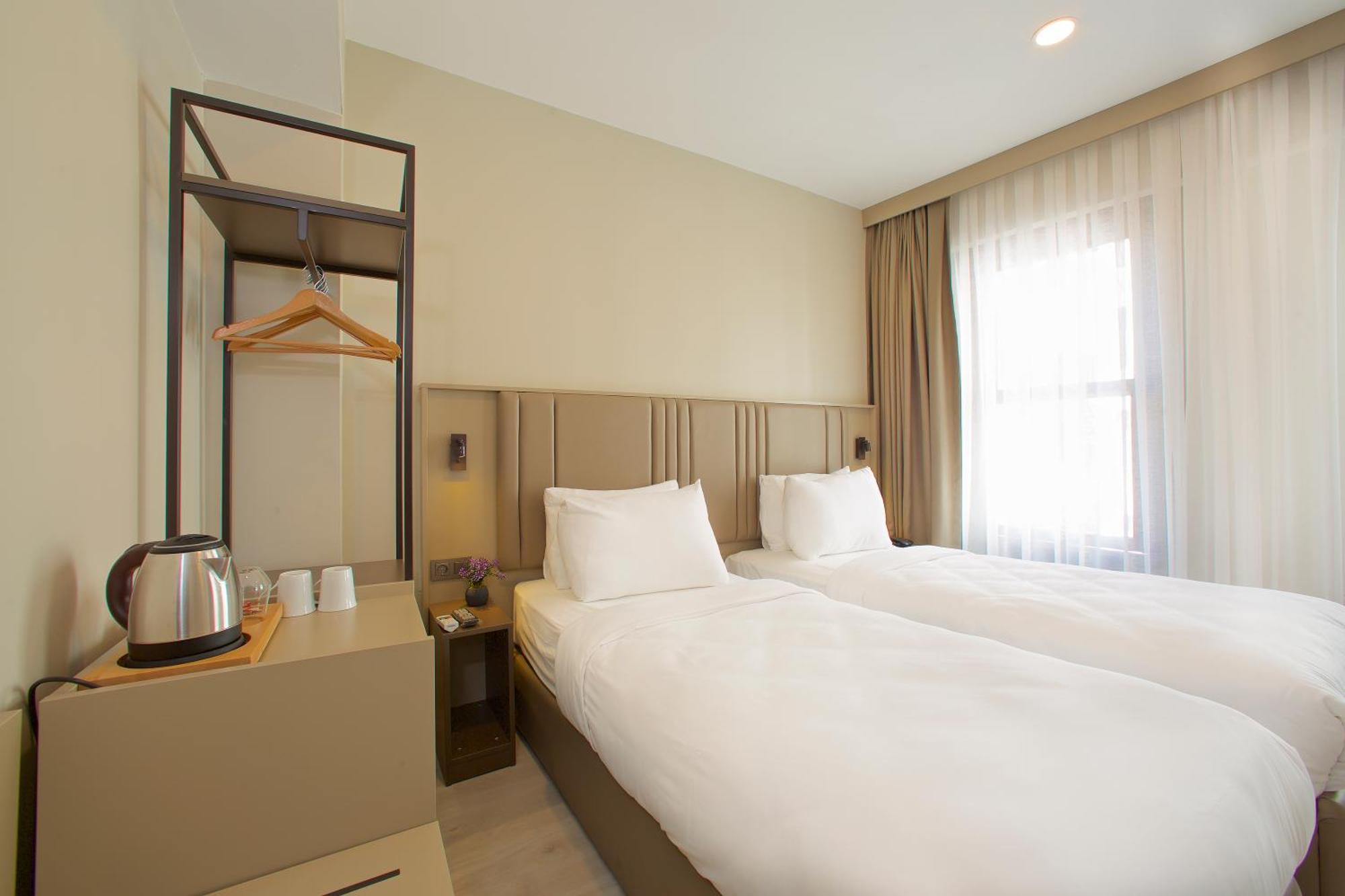 Joy Taksim Hotel Истанбул Екстериор снимка
