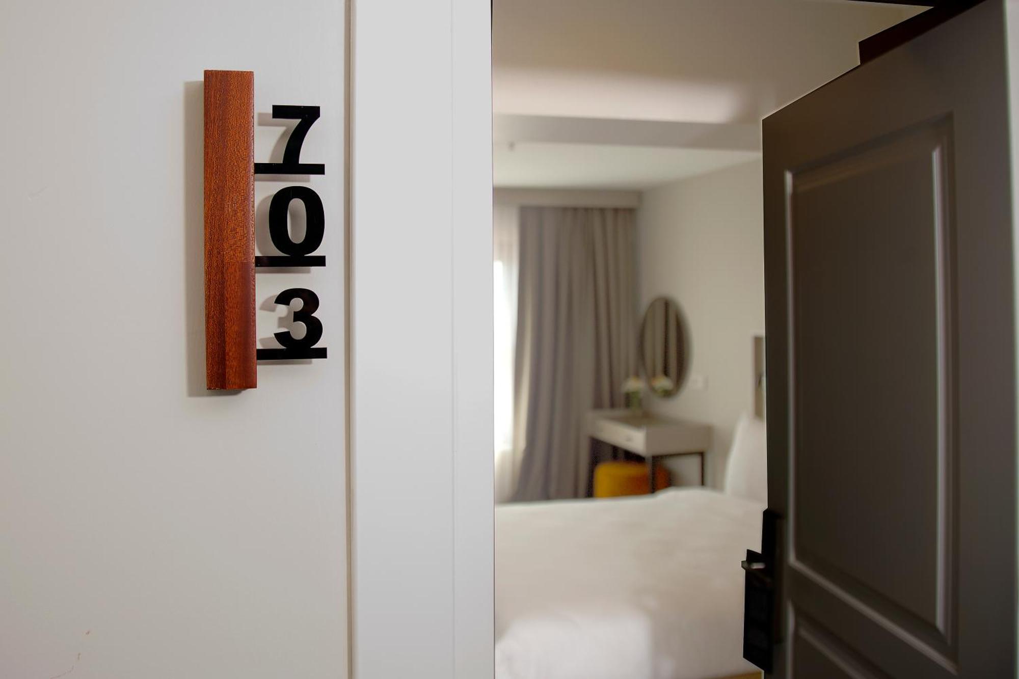 Joy Taksim Hotel Истанбул Екстериор снимка